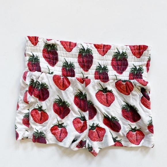 Kate Quinn || The Woods Modal Strawberry Shorts 18-24M - Picture 1 of 5